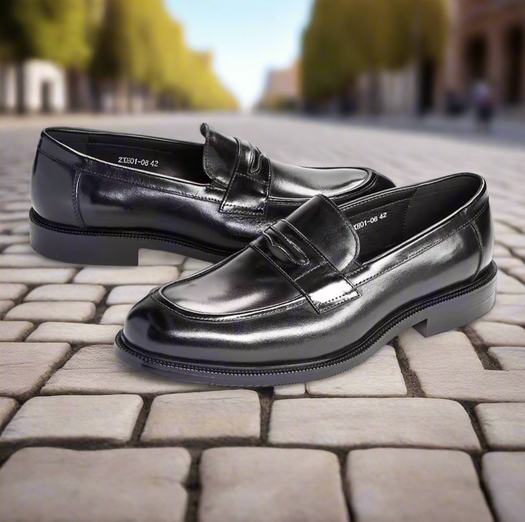 Levoro™ Classic Loafers – Refined Comfort & Timeless Elegance